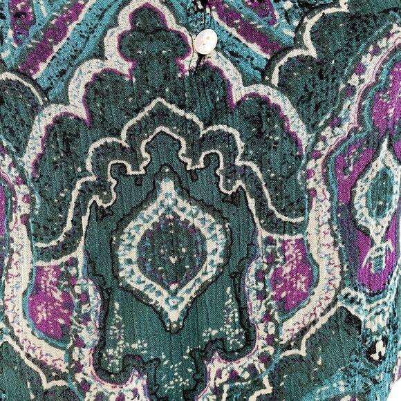 Polly & Esther Bohemian Crop Top Crochet Mandala Print - Picture 4 of 11